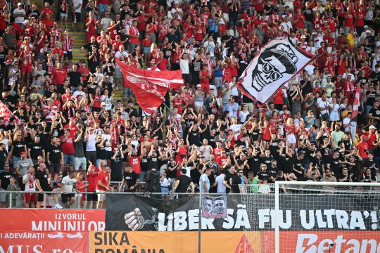 Ce temperatură arătau termometrele înainte de UTA - Rapid. Cum a putut să se îmbrace Neil Lennon la Arad