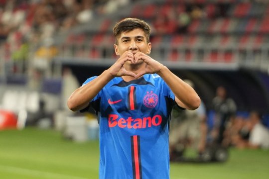 Alex Musi a marcat o bijuterie de gol, primul pentru FCSB în campionat, în partida cu U Cluj