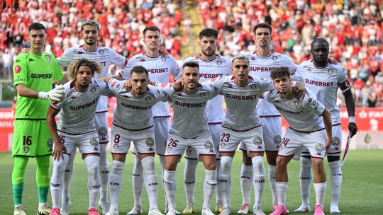 Antrenorul care trage un semnal de alarmă după debutul Rapidului în Superligă: "Dacă joacă în halul ăsta, se luptă la retrogradare"