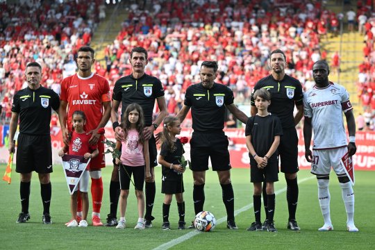 Prima reacție a CCA după gafa uriașă de arbitraj de la UTA - Rapid: ”Ne cerem scuze”