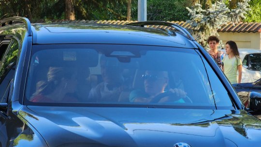 Imagini haioase de la sosirea lui Gică și a Marilenei Hagi la Palatul Știrbey. Cum au fost surprinși cei doi