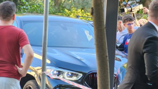 Cum s-a afișat Denis Alibec la nunta lui Ianis Hagi. Fotbalistul nu și-a uitat ochelarii de soare