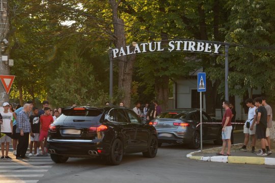 "Locotenentul" lui Mircea Sandu a venit la nunta lui Ianis Hagi. Cum arată acum celebrul Bella Kassai