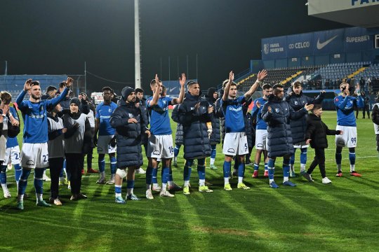 Internaționalul dorit de Dinamo, pe lista celor de la Rapid! Fotbalistul i-a pus ”în așteptare” pe giuleșteni
