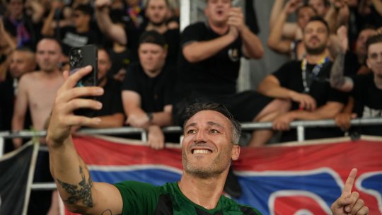 Momente emoționante pe Ghencea. Piovaccari și-a luat adio de la fotbal cu un duel împotriva fostei sale echipe. Cum a fost întâmpinat de fanii roș-albaștrilor