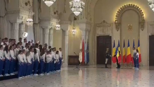 Momente de panică la prezentarea lotului României pentru Jocurile Olimpice. Unei sportive i s-a făcut rău în timpul predării drapelului