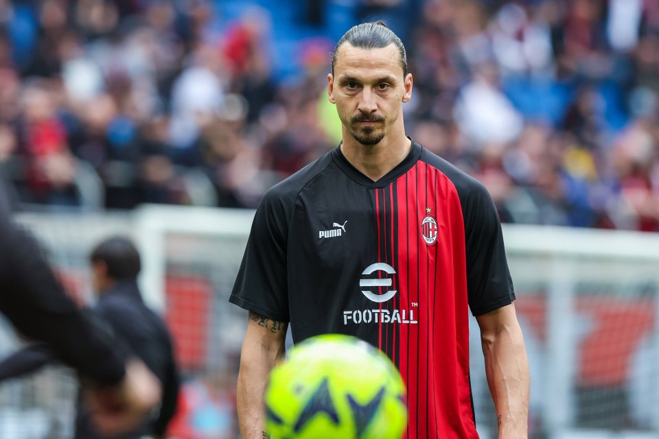 Zlatan Ibrahimovici în tricoul celor de la AC Milan