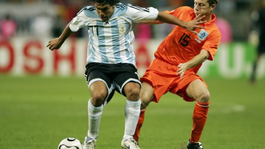 Tim de Cler: “Va fi foarte greu pentru el!”. Fostul internațional olandez și-a adus aminte de românul care i-a făcut viața dificilă la EURO 2008