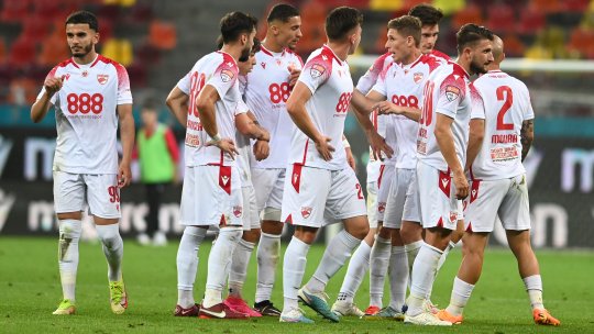 OFICIAL | Continuă plecările de la Dinamo. De ce jucător s-a despărțit formația