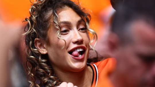 Românce versus olandeze! Show făcut de fane pe arena din Munchen