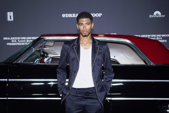 Jude Bellingham a petrecut cu vedete precum Idris Elba și Virgil van Dijk la lansarea Gin & Juice a lui Dr Dre și Snoop Dogg