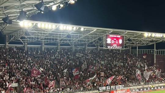 Protestele continuă: imagini din Giulești cu ultrașii de la Rapid și CFR