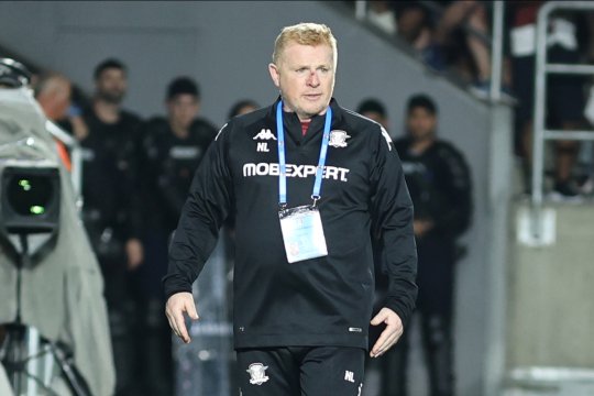 Fără titlu din 2003 în România, Rapid ar avea o singură contracandidată dacă ar juca în Scoția, conform lui Neil Lennon: ”Cu bugetul lor...”