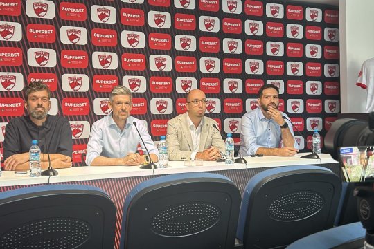 Trecutul controversat al noului crainic de la Dinamo. Semifinalist la Vocea României și închis pentru droguri