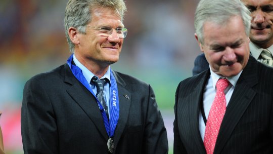 Boloni sau Hagi? Cine i-ar putea lua locul lui Edi Iordănescu la Națională