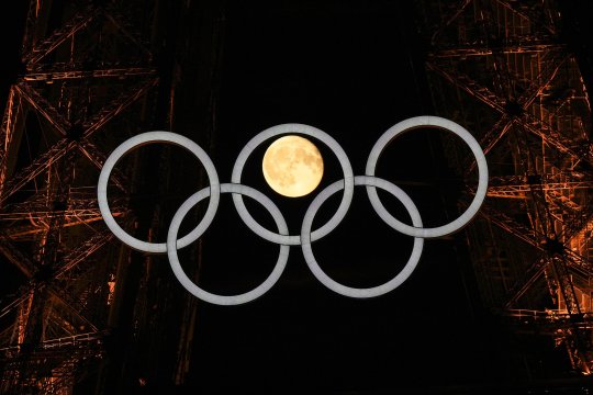 Sportivii din Satul Olimpic, îndemn la pace: "Dă o şansă păcii"