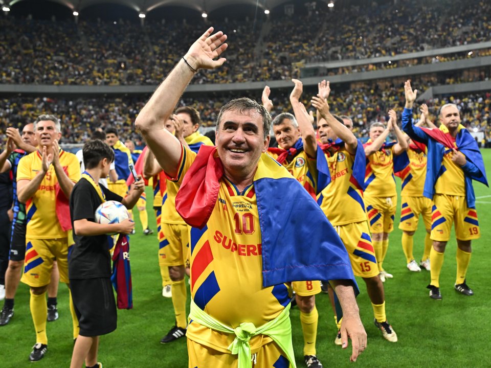 Gică Hagi este golgheterul all-time al naționalei, la egalitate cu Adi Mutu, 35 de goluri