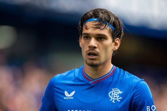 S-a aflat pe ce sumă pleacă Ianis Hagi de la Rangers. La ce echipă ar urma să se transfere