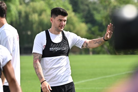 Neil Lennon i-a spus lui Săpunaru când va juca din nou la Rapid: ”Am vorbit cu el” + Ce spune antrenorul de transferul lui Pașcanu