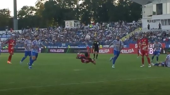 Gol din foarfecă într-o repriză nebună la Iași. Cine este autorul celei mai frumoase reușite a începtului de sezon
