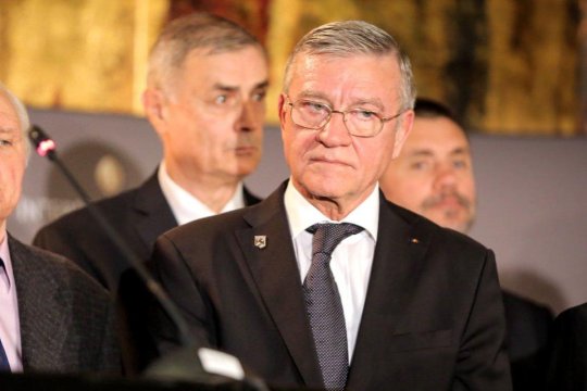 ”Pentru mine, nu există!”. Mircea Sandu, scos din sărite de gestul lui Răzvan Burleanu: ”Să îmi faci asta...”