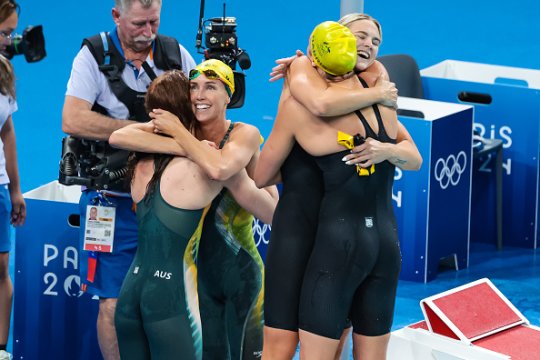 Un cunoscut jurnalist, exclus din echipa de comentatori de la JO 2024. Ce a spus în direct despre înotătoarele Australiei