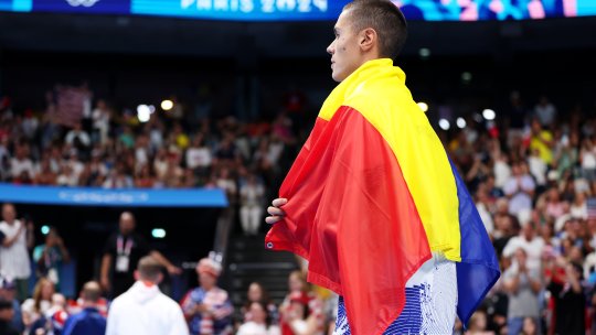 Reacția fabuloasă a comentatorului TVR după ce David Popovici a obținut aurul olimpic: ”Nu știi cât de fericiți ne-ai făcut! Absolut incredibil!”