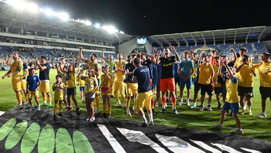 Au venit banii la băieți. Prima încasată de jucătorii Petrolului după victoria cu Rapid