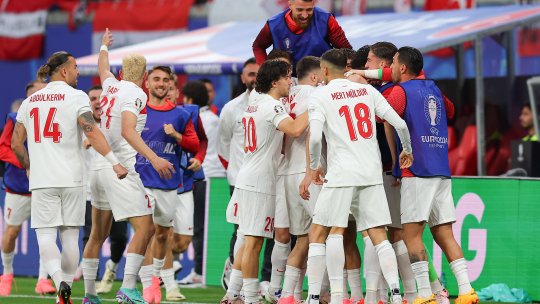 300 de porții de kebab, comandate de o echipă de la EURO: ”Un jucător a mâncat trei porții”