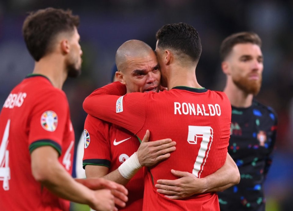 Pepe a izbucnit în lacrimi la finalul meciului Portugalia - Franța, în urma căruia echipa sa a fost eliminată de la EURO 2024