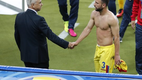 Răzvan Raț a dezvăluit bătaia încasată de la fostul său antrenor: ”Am căzut în genunchi! Se simțea inelul” / ”Nu îți e rușine? Nu contezi!”