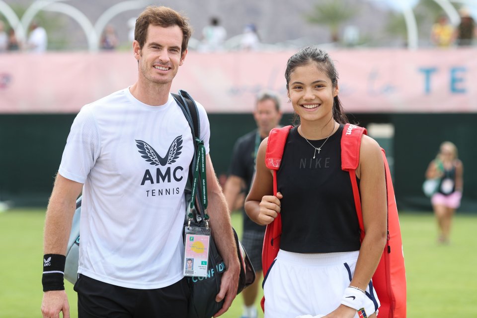 Emma Răducanu, alături de Andy Murray, în octombrie 2021