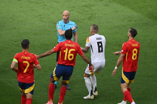 Arbitrul aflat în centrul unei controverse imense la Euro 2024, pedepsit de UEFA! Decizia luată în privința centralului
