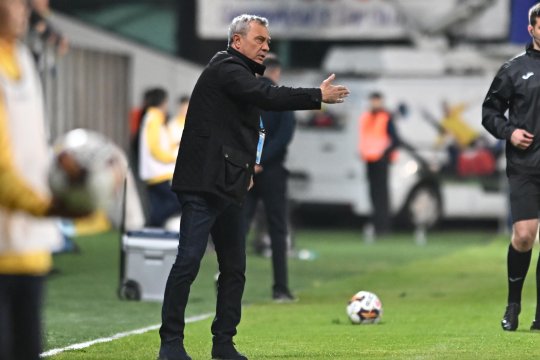 Mircea Rednic se bazează pe un fost rapidist să îi strice debutul lui Neil Lennon: ”Mi-a zis că e pregătit”