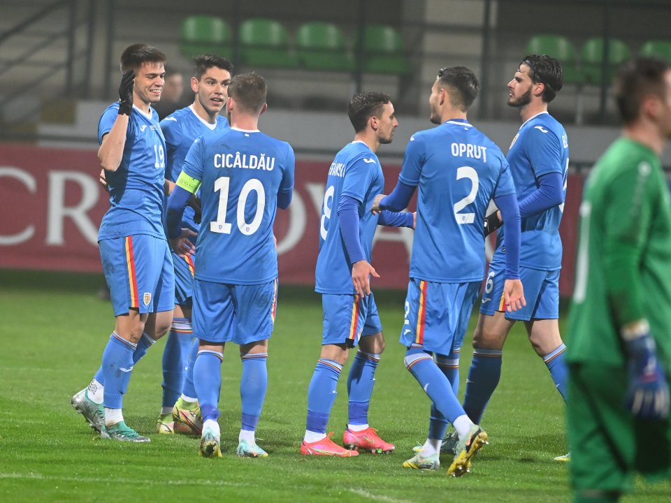 Jucătorii naționalei României la partida cu Republica Moldova