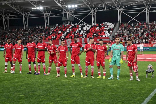 Situația ireală cu care se confruntă Dinamo! Motivul pentru care jucătorii străini evită Superliga