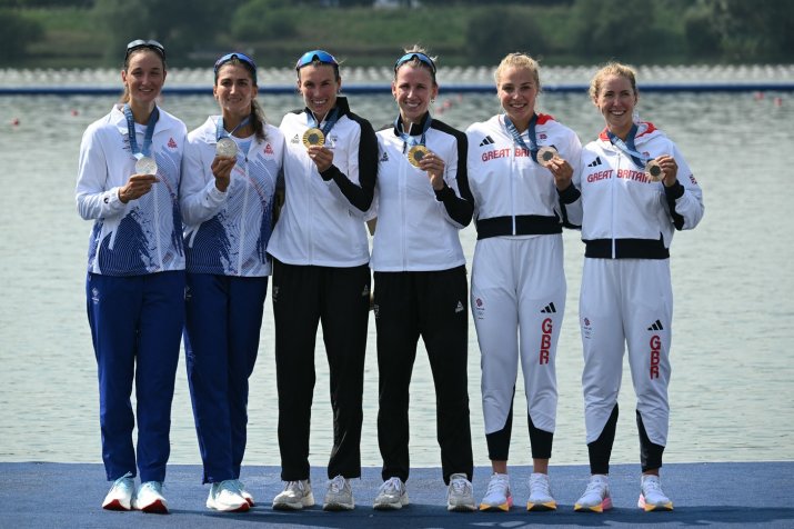 Podiumul complet al probei de dublu vâsle feminin