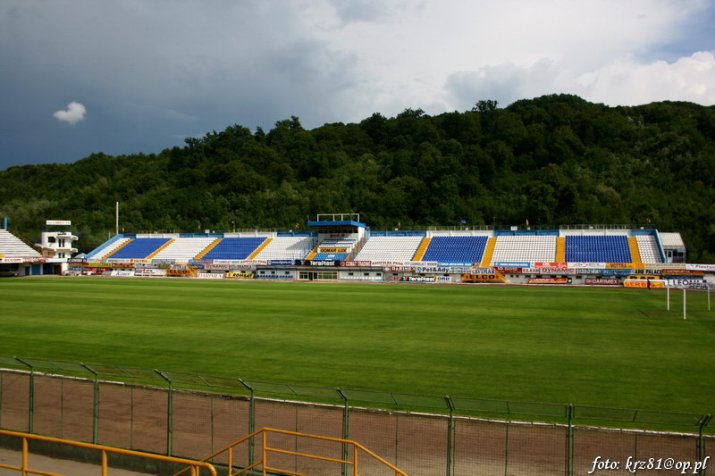 Stadionul din Bistrița "a văzut" multe în anii în care Gloria a fost în prima ligă, 1990-2011