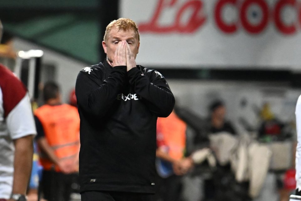 Neil Lennon a mai antrenat-o în carieră pe Celtic