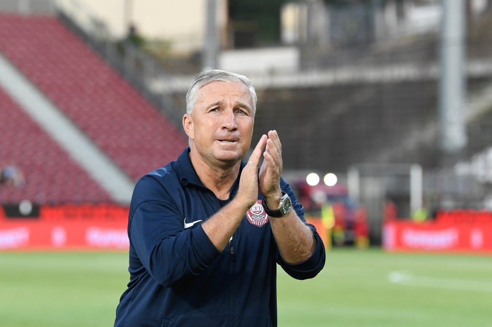 Dan Petrescu, antrenorul celor de la CFR Cluj