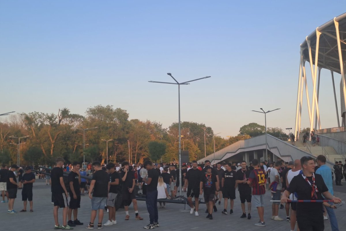 Suporterii la FCSB - Sparta Praga