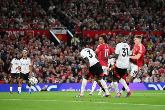 Cum au trăit mai mulți suporteri americani victoria lui Manchester United cu Fulham, în barul care încearcă să imite Old Trafford. Imagini fabuloase
