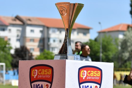 Câte echipe din Liga 2 nu au drept de promovare. Care este situația celor de la Corvinul Hunedoara