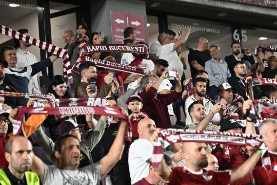 Rapid merge dezastruos, dar fanii sunt lângă echipă! Cum i-au primit suporterii pe jucători la stadionul din Giulești