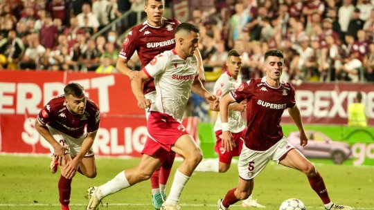 Verdictul specialistului după cele două penalty-uri acordate în Rapid - Dinamo 1-1: "Trebuia să vadă faza!"