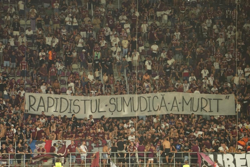 Facțiunea Original a afișat mesajele