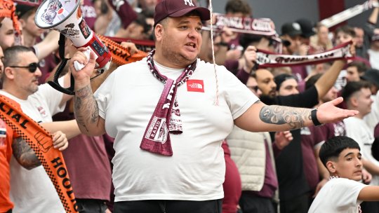 Prima reacție a lui Bocciu după ce Marius Șumudică a fost "tăvălit" de suporterii Rapidului: "Asta e obligația noastră!"