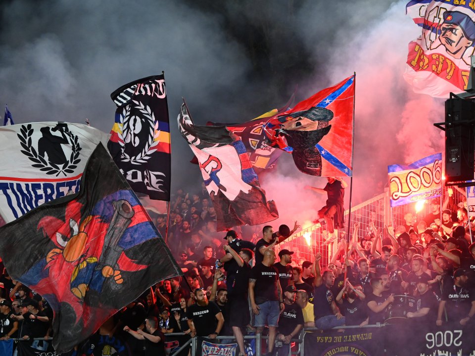 Peluza Sud a Stelei București, echipă din Liga 2