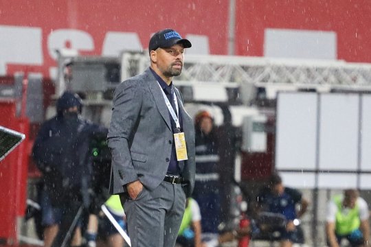 Florin Maxim știe unde a pierdut Corvinul calificarea în turul 3 Europa League: ”E un joc al minții”
