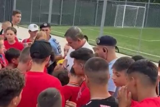 Unde a fost surprins Marius Lăcătuș când Steaua evolua cu Reșita în Ghencea